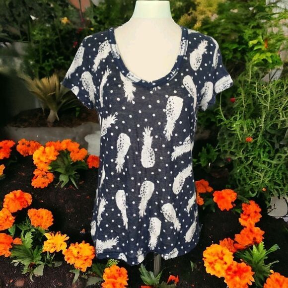 Linen Pineapple Top T Shirt Pullover Small Raw Neckline Navy Blue White Novelty. - Picture 1 of 14